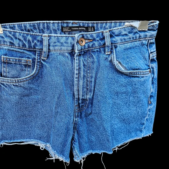 Zara Women's Distressed Blue Jean Shorts Size 4 - Picture 5 of 16
